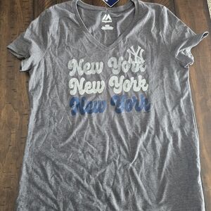 MLB Gray and Blue Women's Short Sleeve Tee